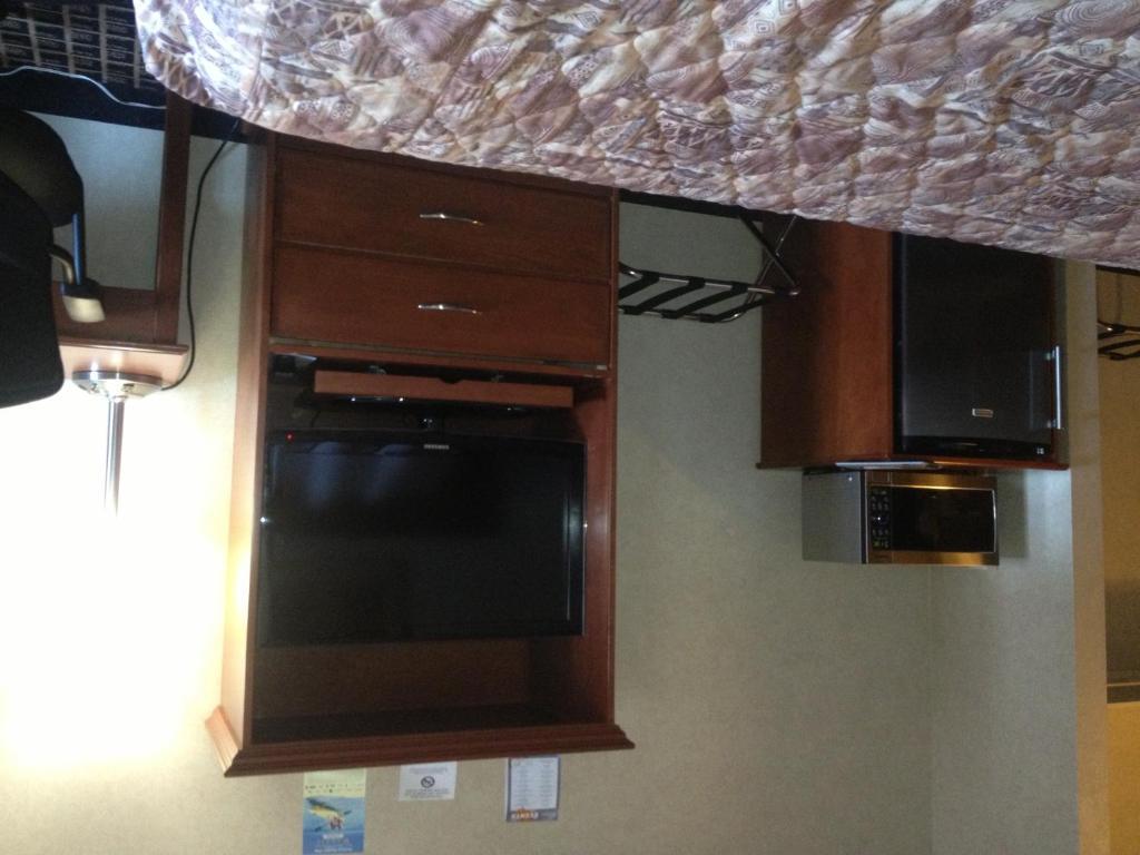 Hotel Ramada By Wyndham Yorkton Extérieur photo