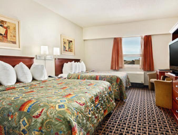 Hotel Ramada By Wyndham Yorkton Chambre photo